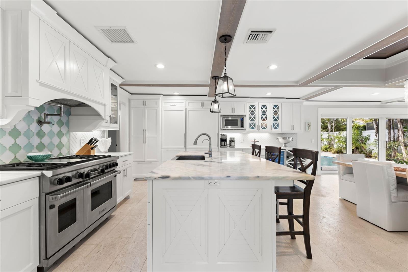 TIERRA VERDE - Residential