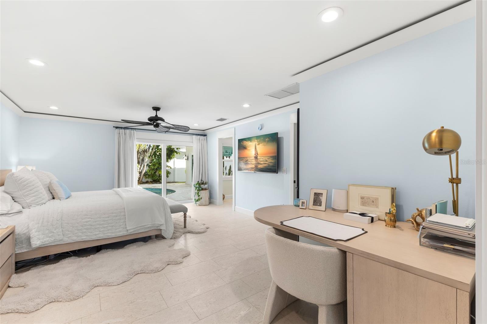 TIERRA VERDE - Residential