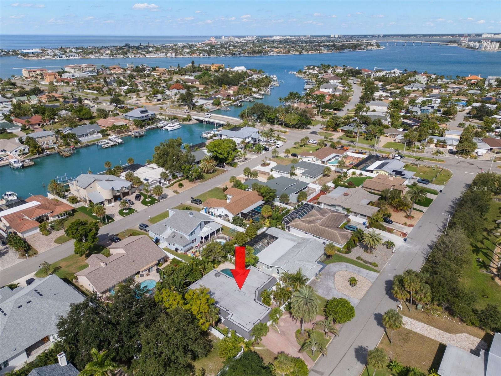 TIERRA VERDE - Residential