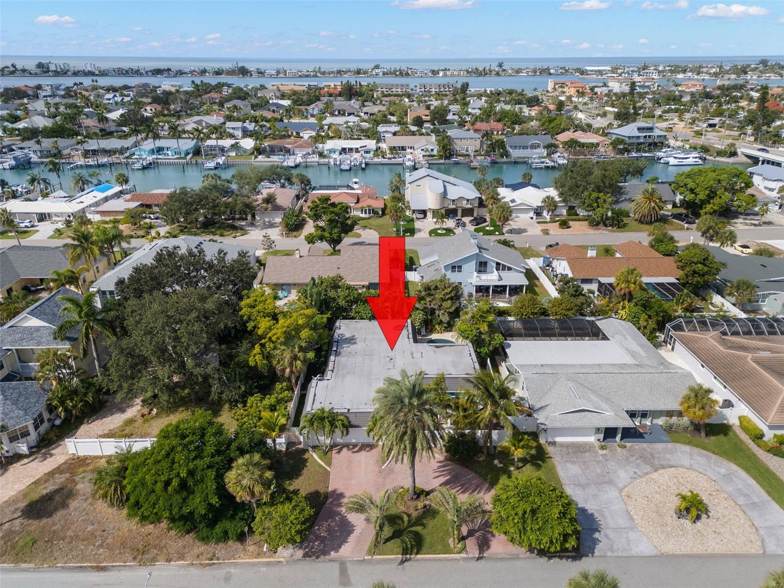 TIERRA VERDE - Residential