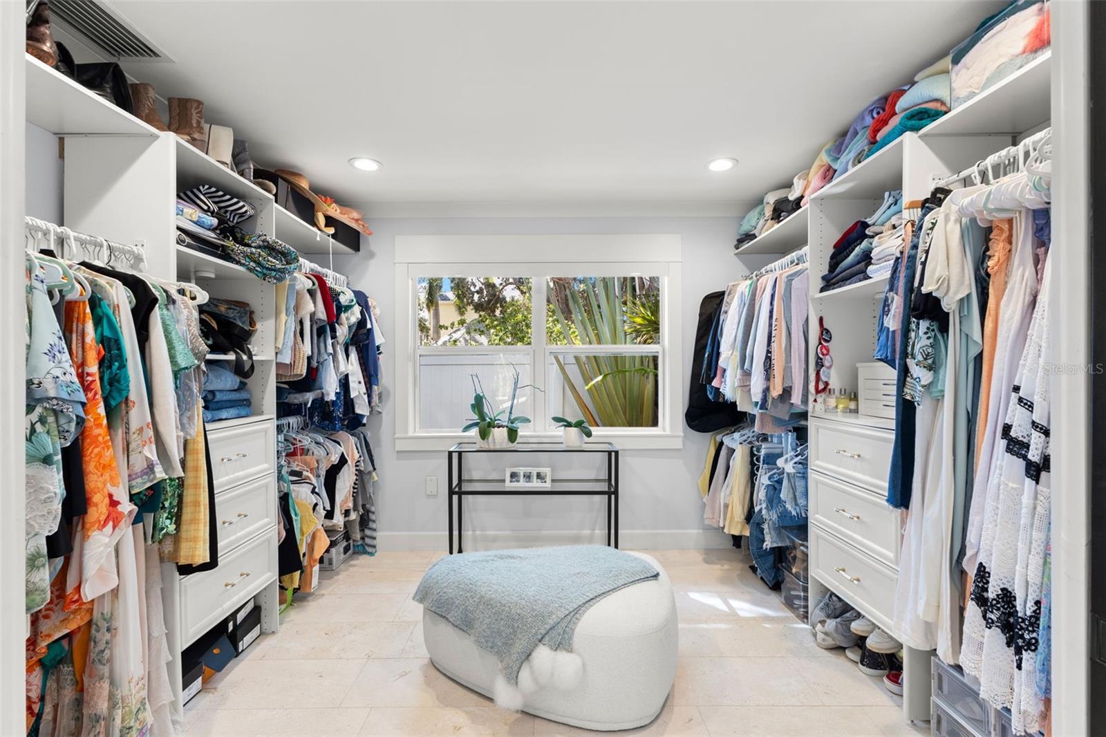 TIERRA VERDE - Residential