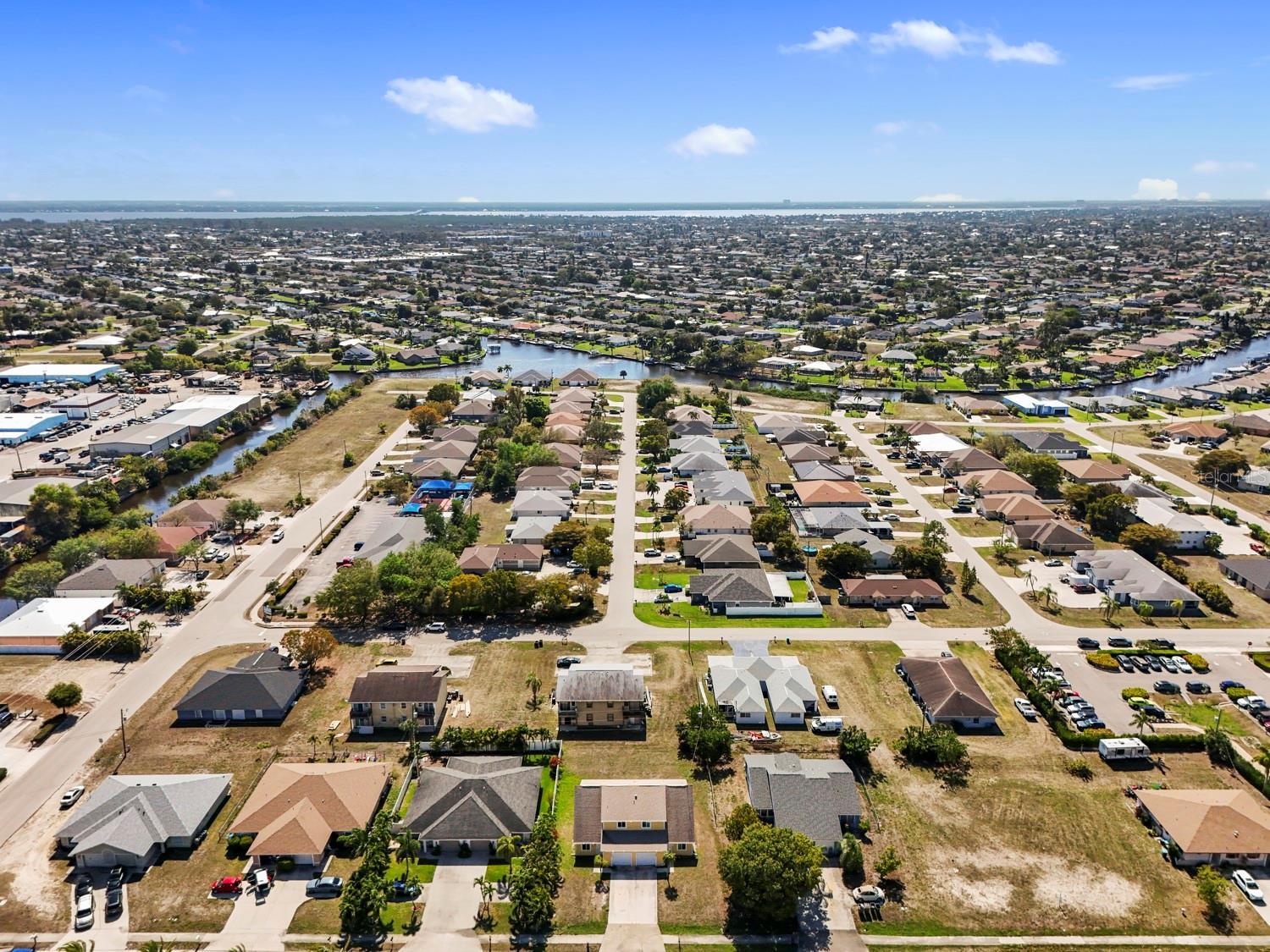 CAPE CORAL - Residential Income