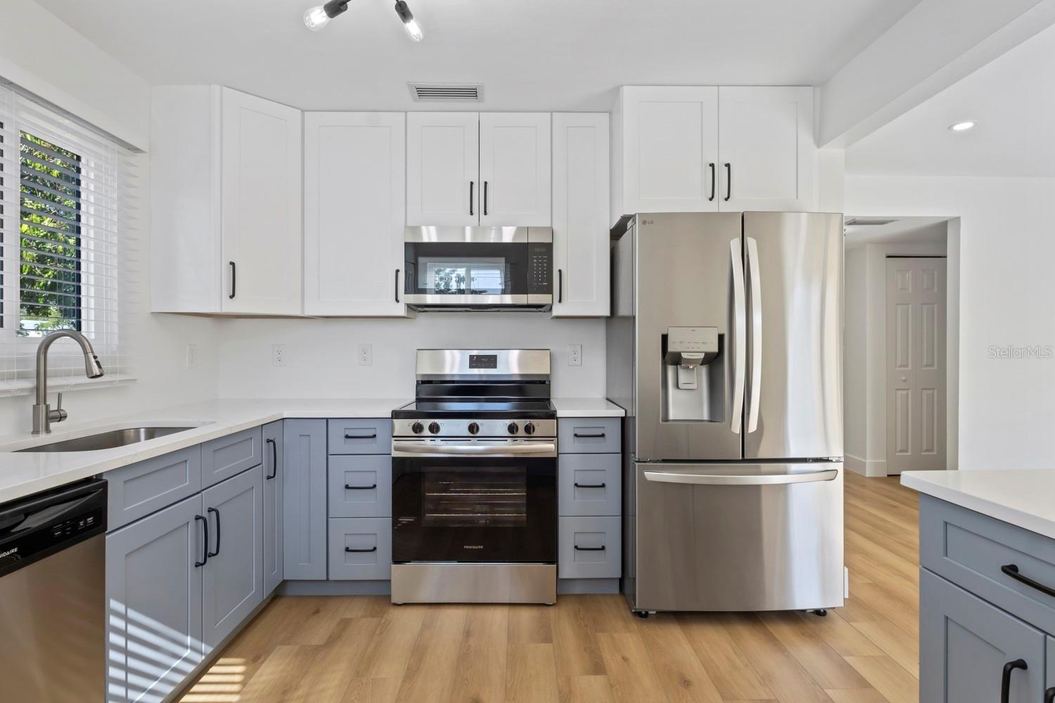 CAPE CORAL - Residential Income