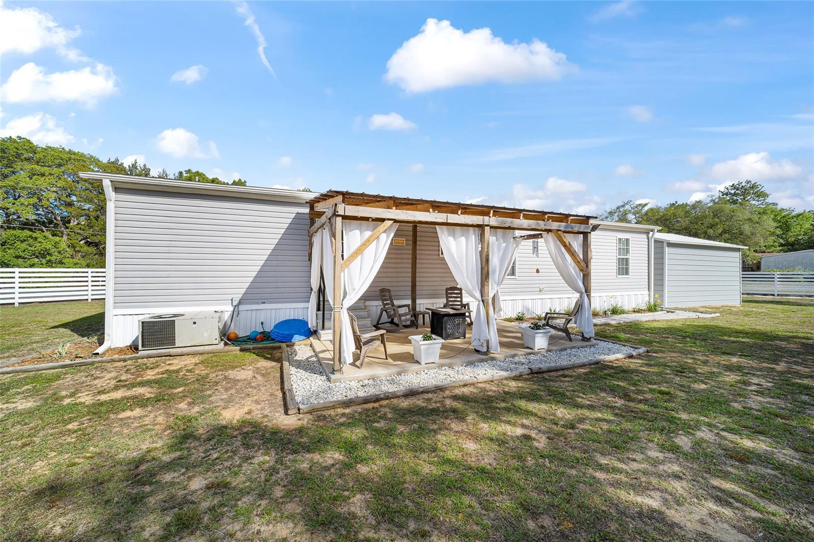 GREEN ACRES ST & GROVER CLEVELAND AREA - Residential
