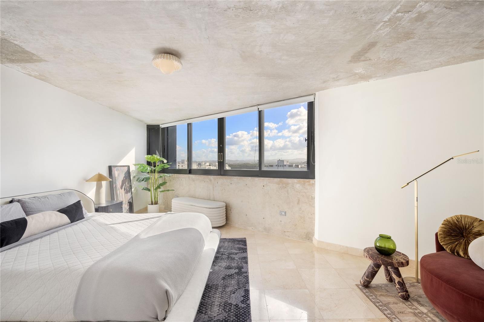 CONDOMINIO EL MIRAMAR - Residential