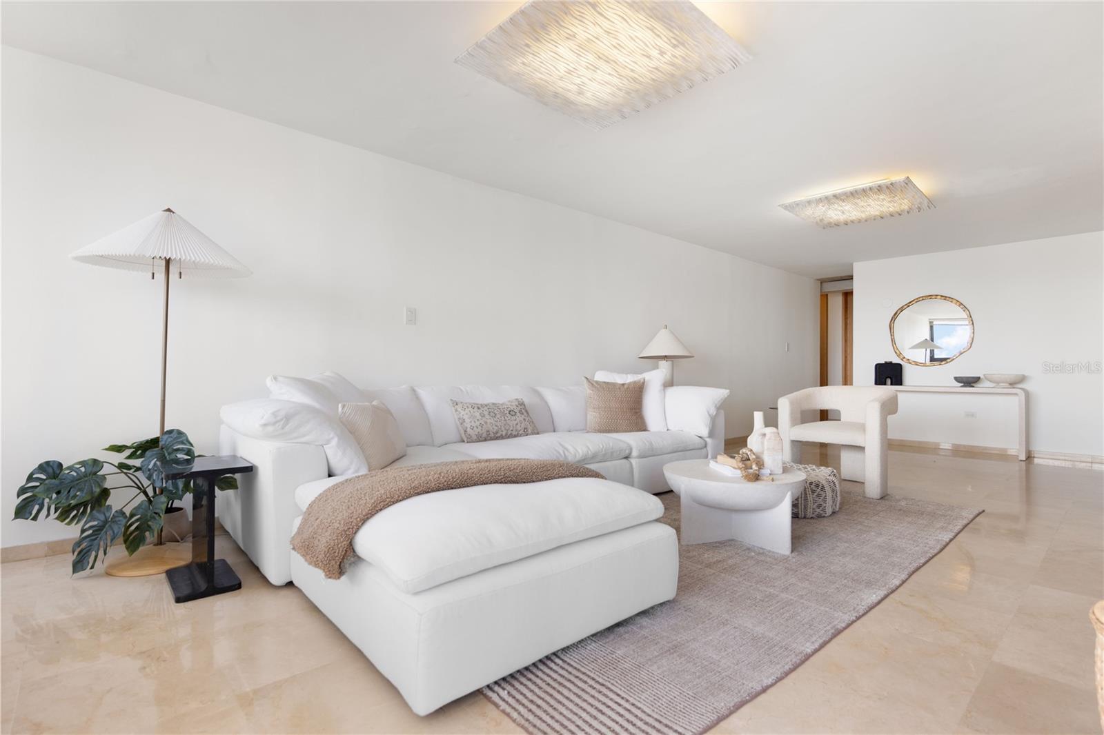 CONDOMINIO EL MIRAMAR - Residential