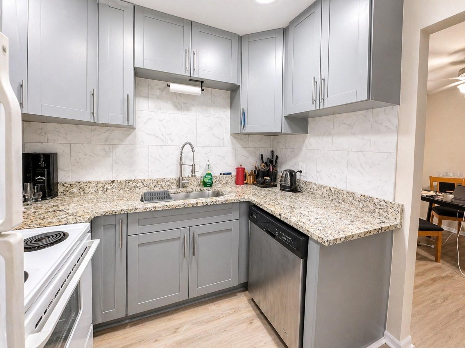 1320 MORELAND DRIVE 27