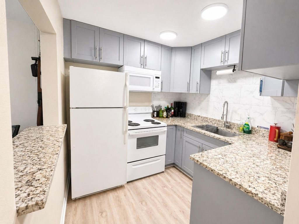 Photo of 1320 Moreland Drive #27, Clearwater, FL 33764 (MLS # TB8504362)
