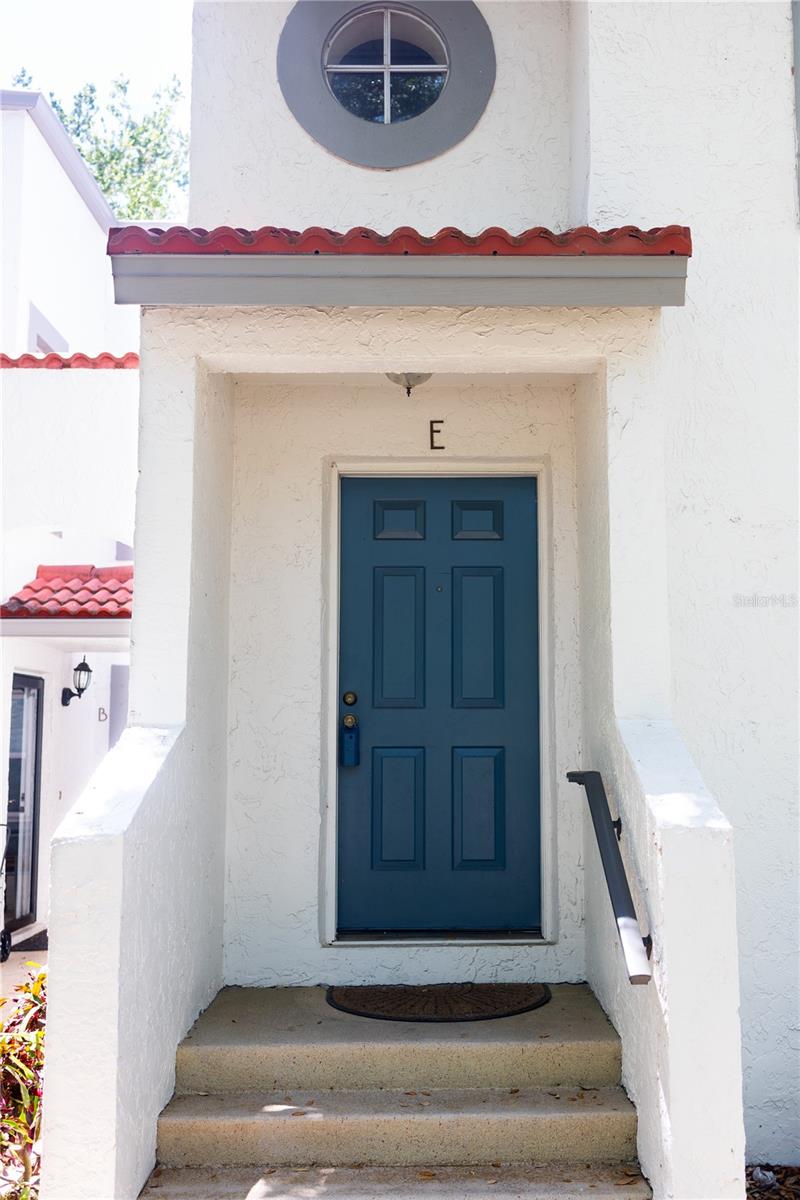500 SANTA CRUZ PLACE NE E