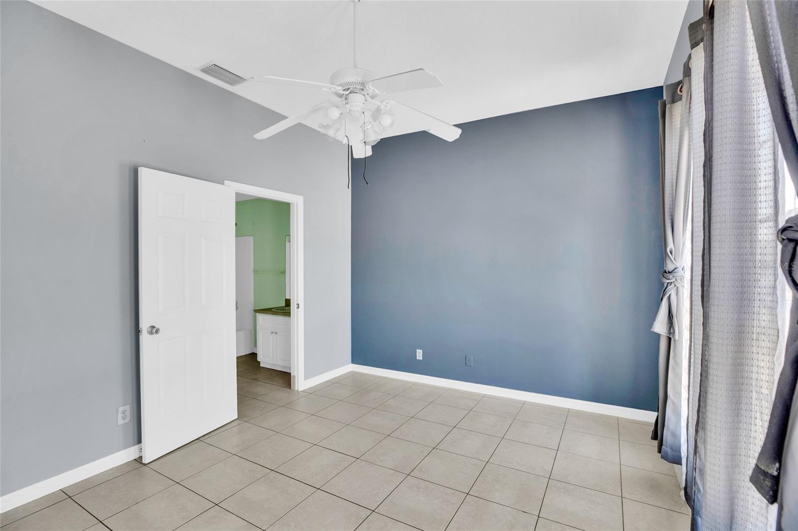 MARAVILLA GARDENS SUB - Residential