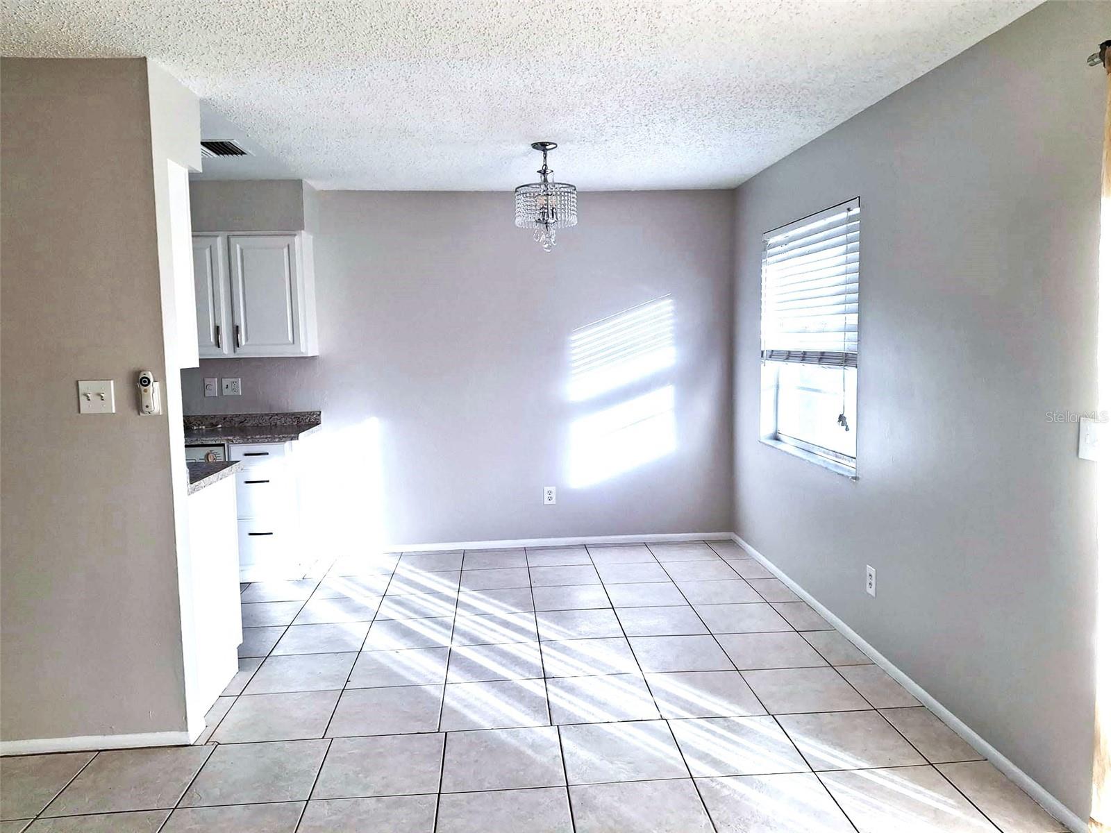 RIDGEWOOD MANOR - Residential Lease