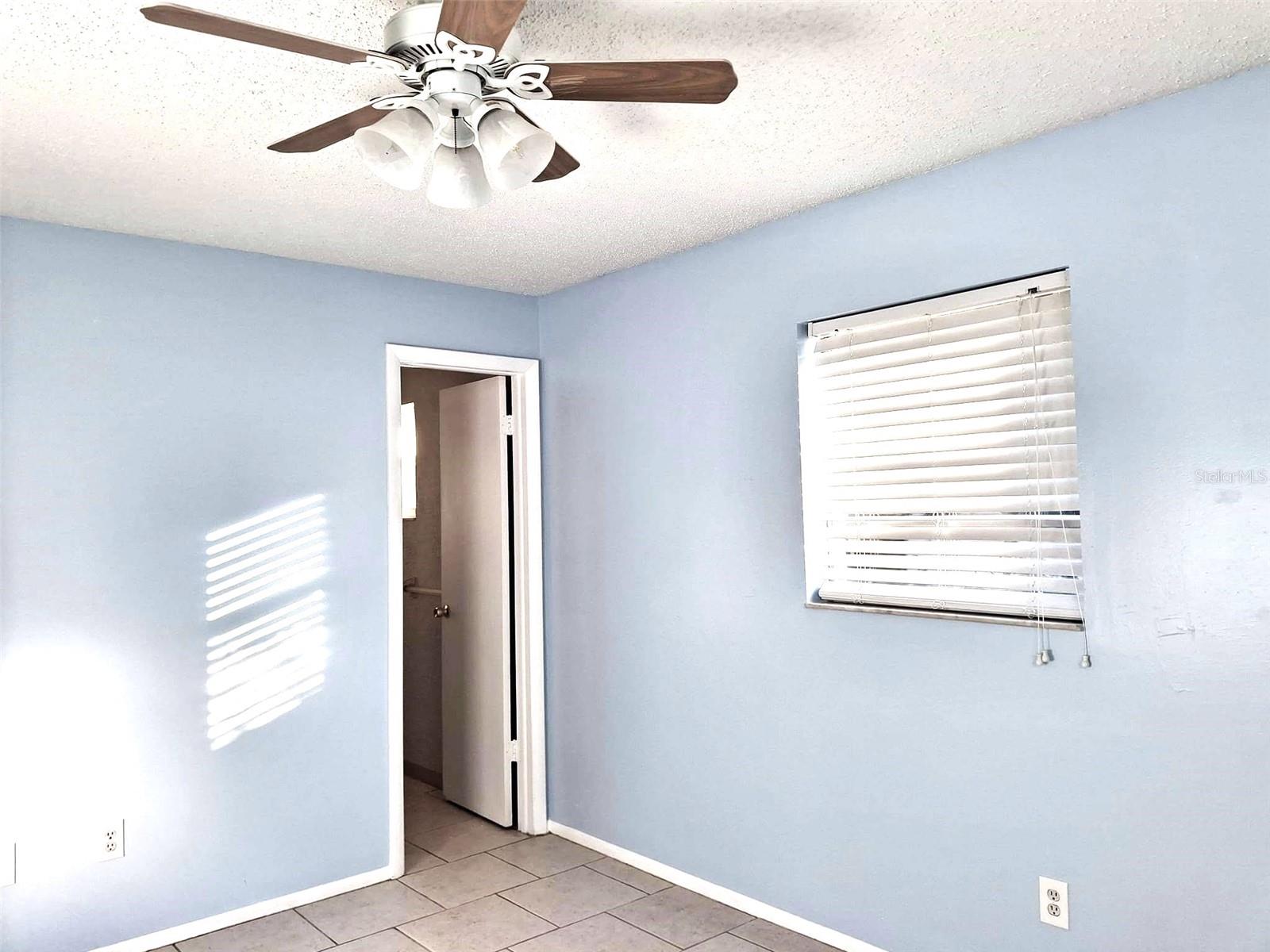 RIDGEWOOD MANOR - Residential Lease