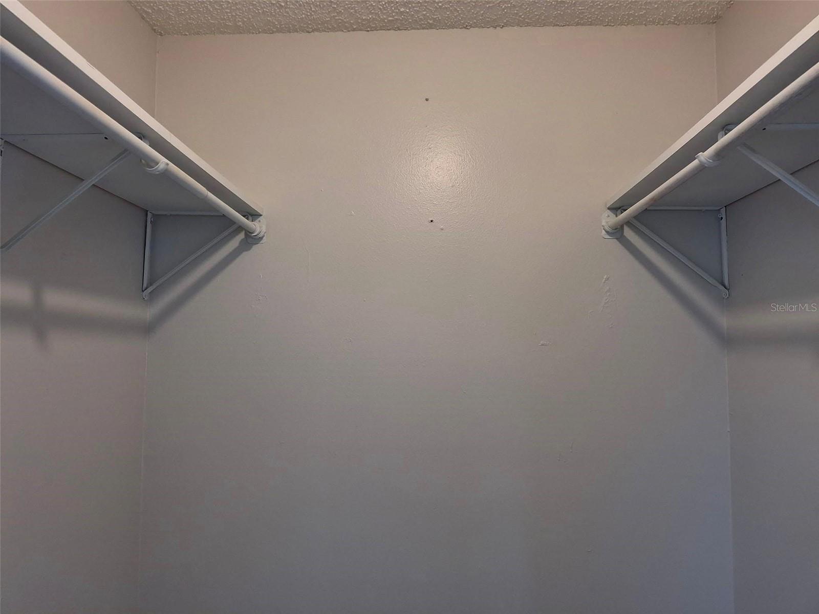 RIDGEWOOD MANOR - Residential Lease