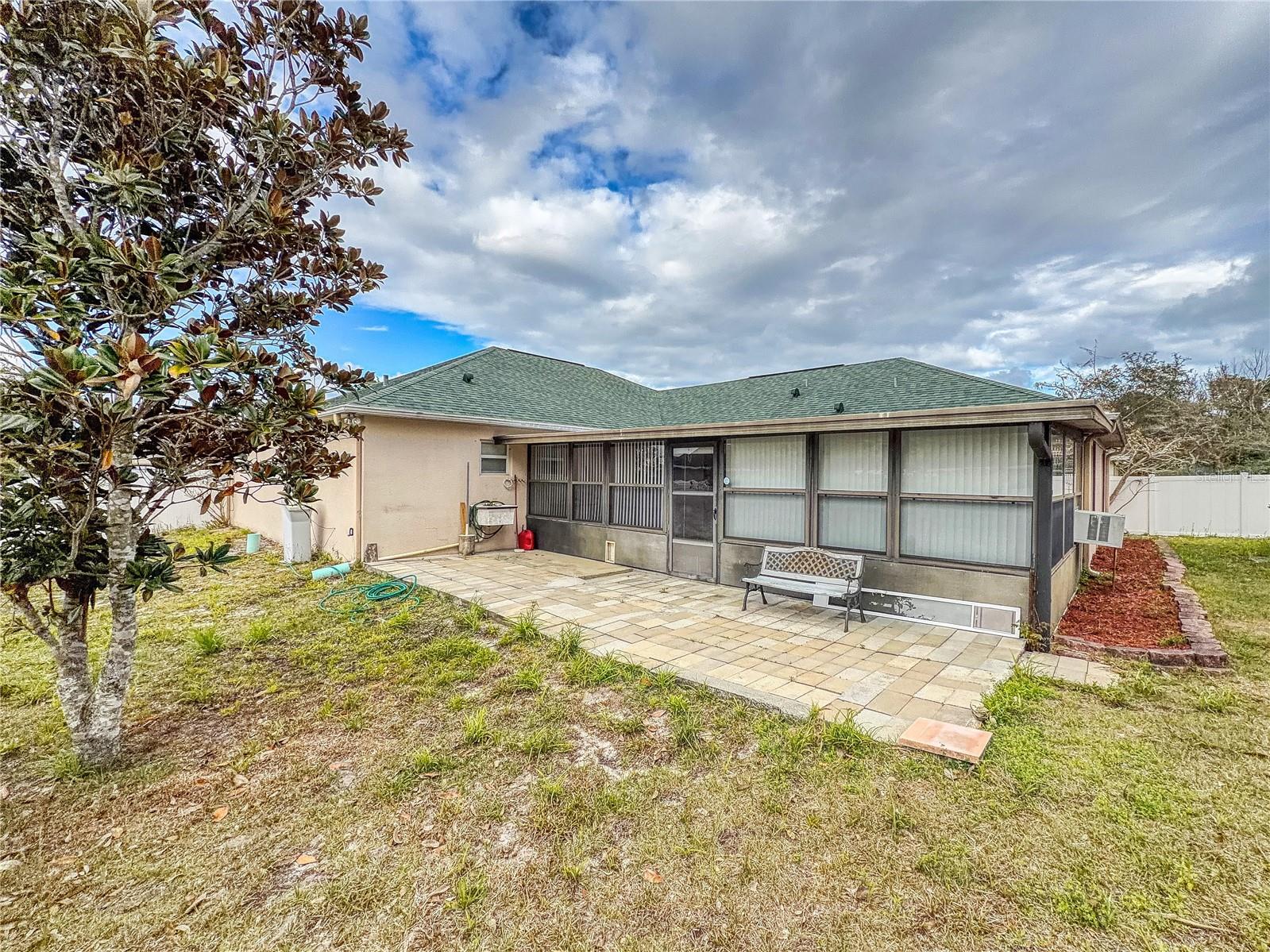 DELTONA LAKES UNIT 32 - Residential