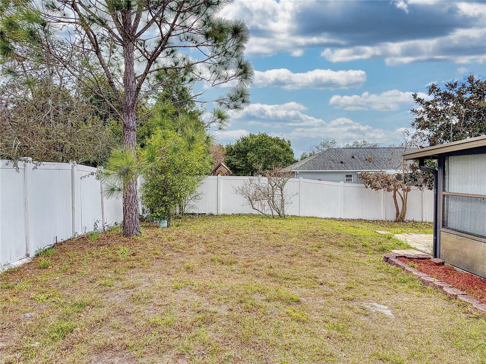 DELTONA LAKES UNIT 32 - Residential