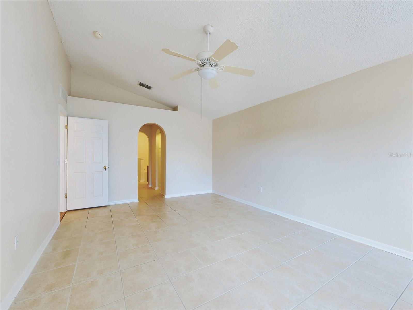 DELTONA LAKES UNIT 32 - Residential