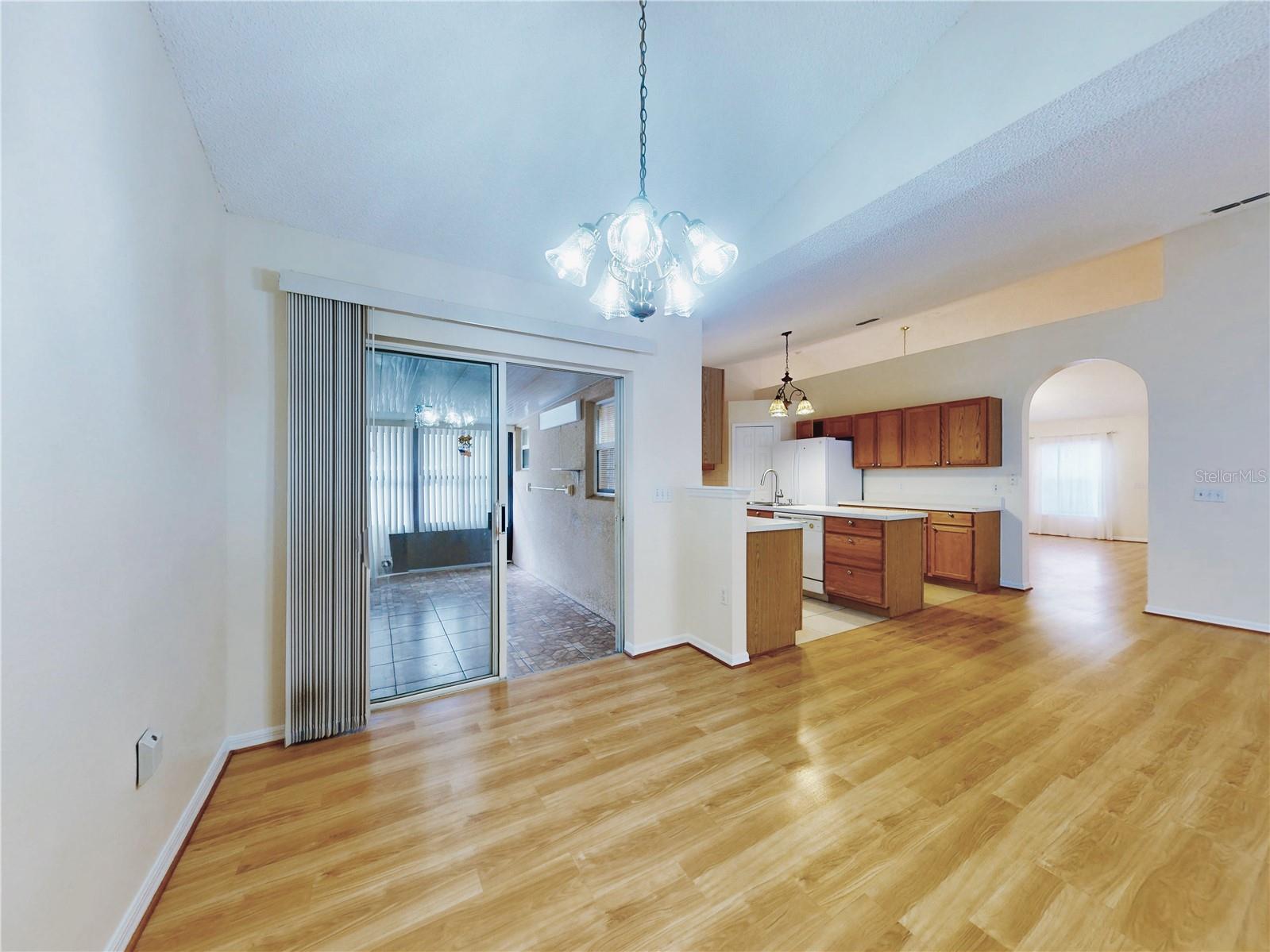 DELTONA LAKES UNIT 32 - Residential