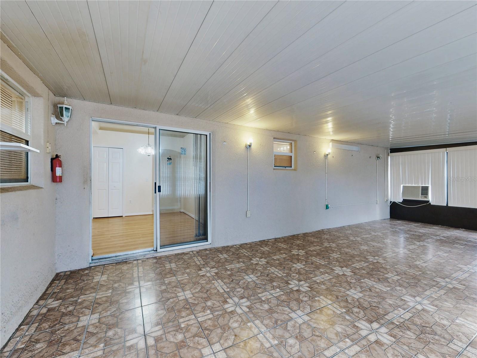 DELTONA LAKES UNIT 32 - Residential