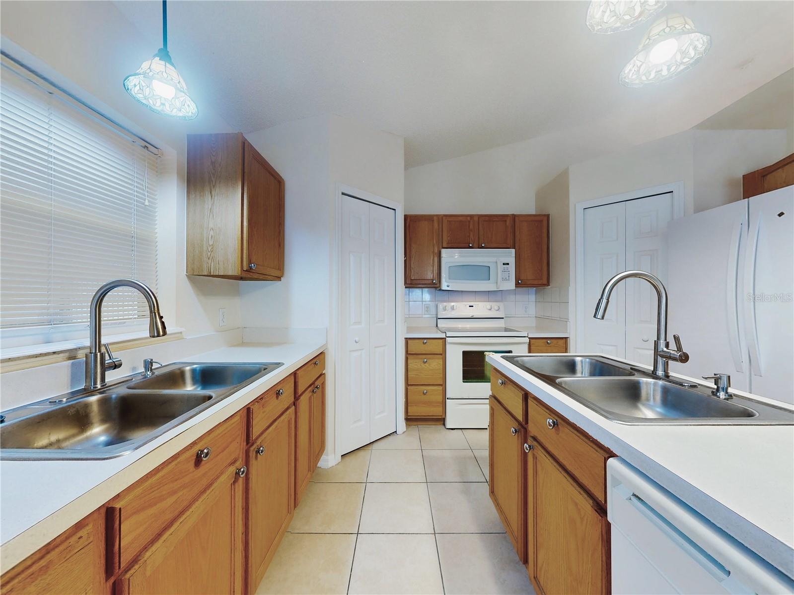 DELTONA LAKES UNIT 32 - Residential