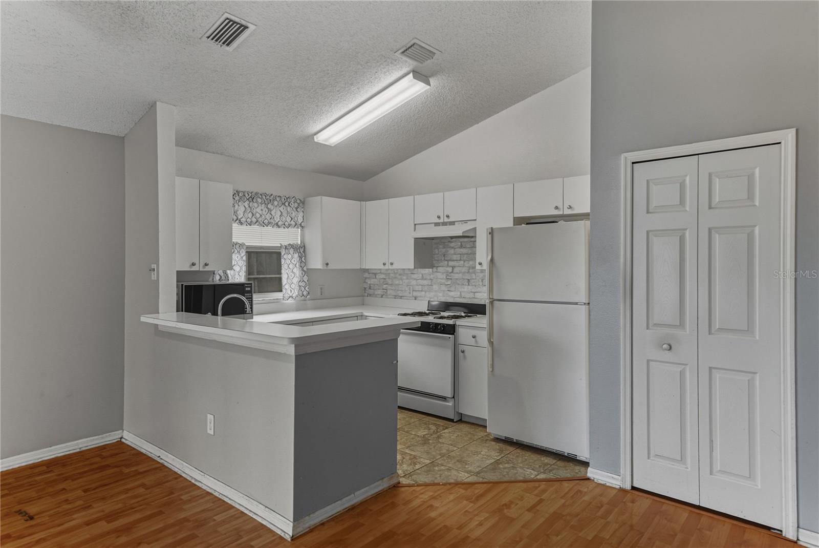 WILLOW BEND TR MF02 - Residential