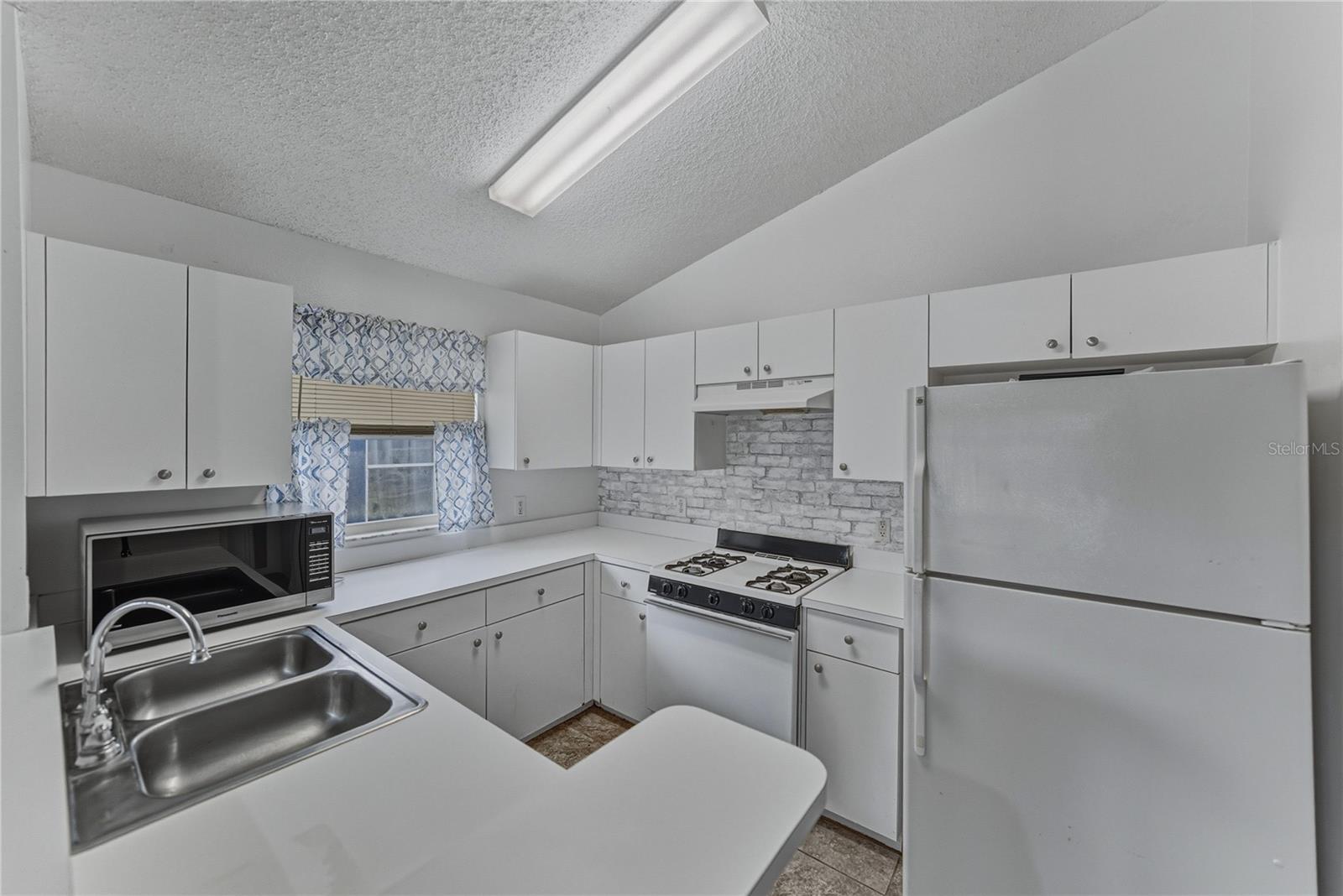 WILLOW BEND TR MF02 - Residential