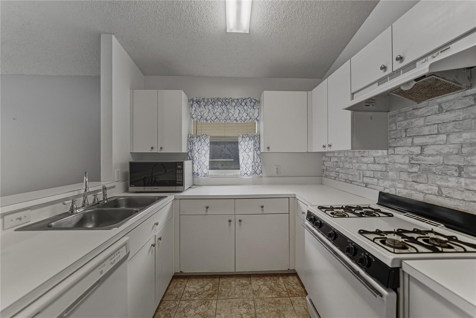 WILLOW BEND TR MF02 - Residential