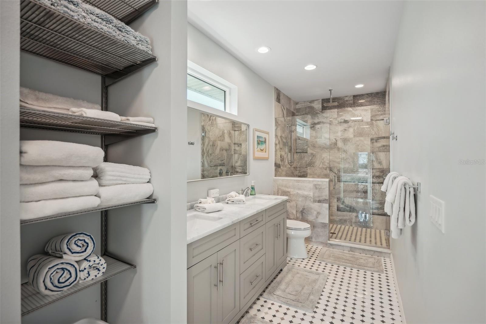 NEW PASS SHORES - Residential Lease