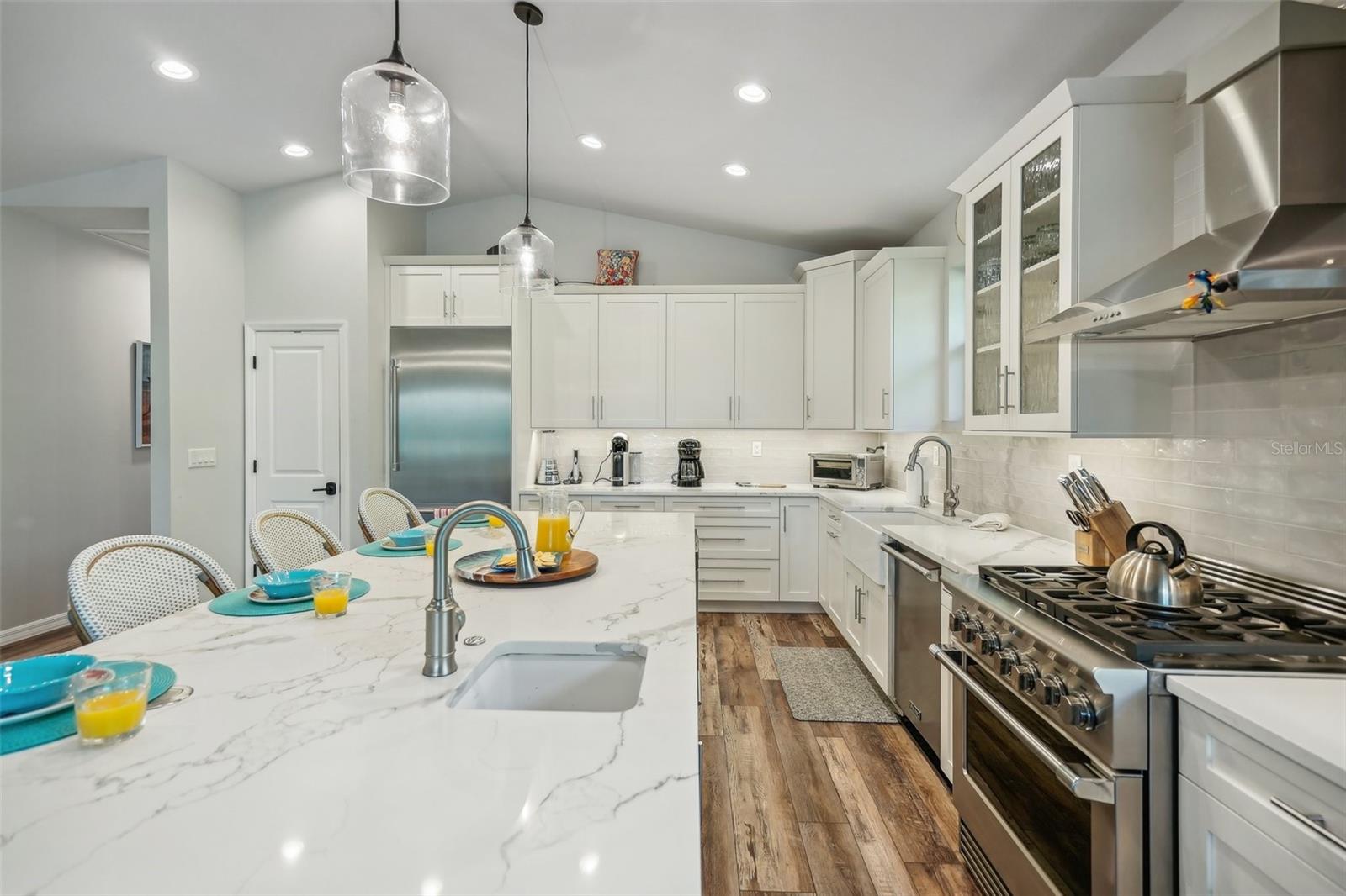 NEW PASS SHORES - Residential Lease