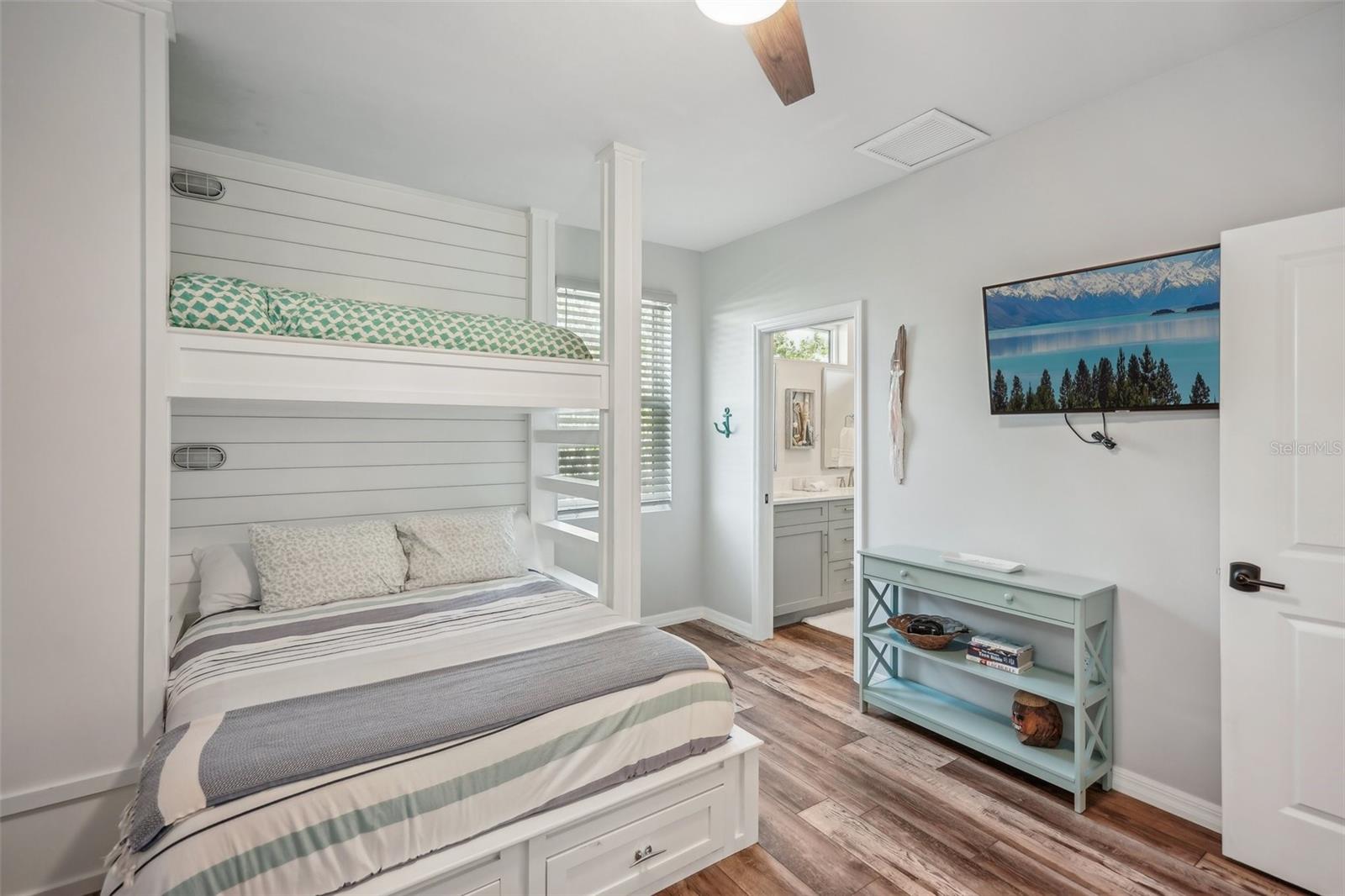 NEW PASS SHORES - Residential Lease