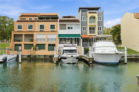 25 PLAZA MAYOR HUMACAO  00791