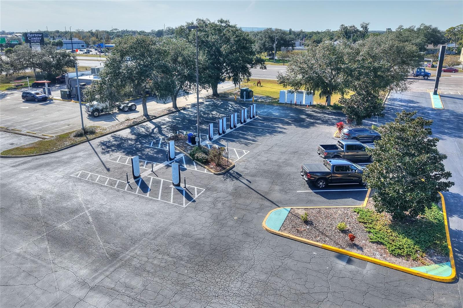 YOUNGS BARTOW PLAZA CONDO COM - Commercial Sale
