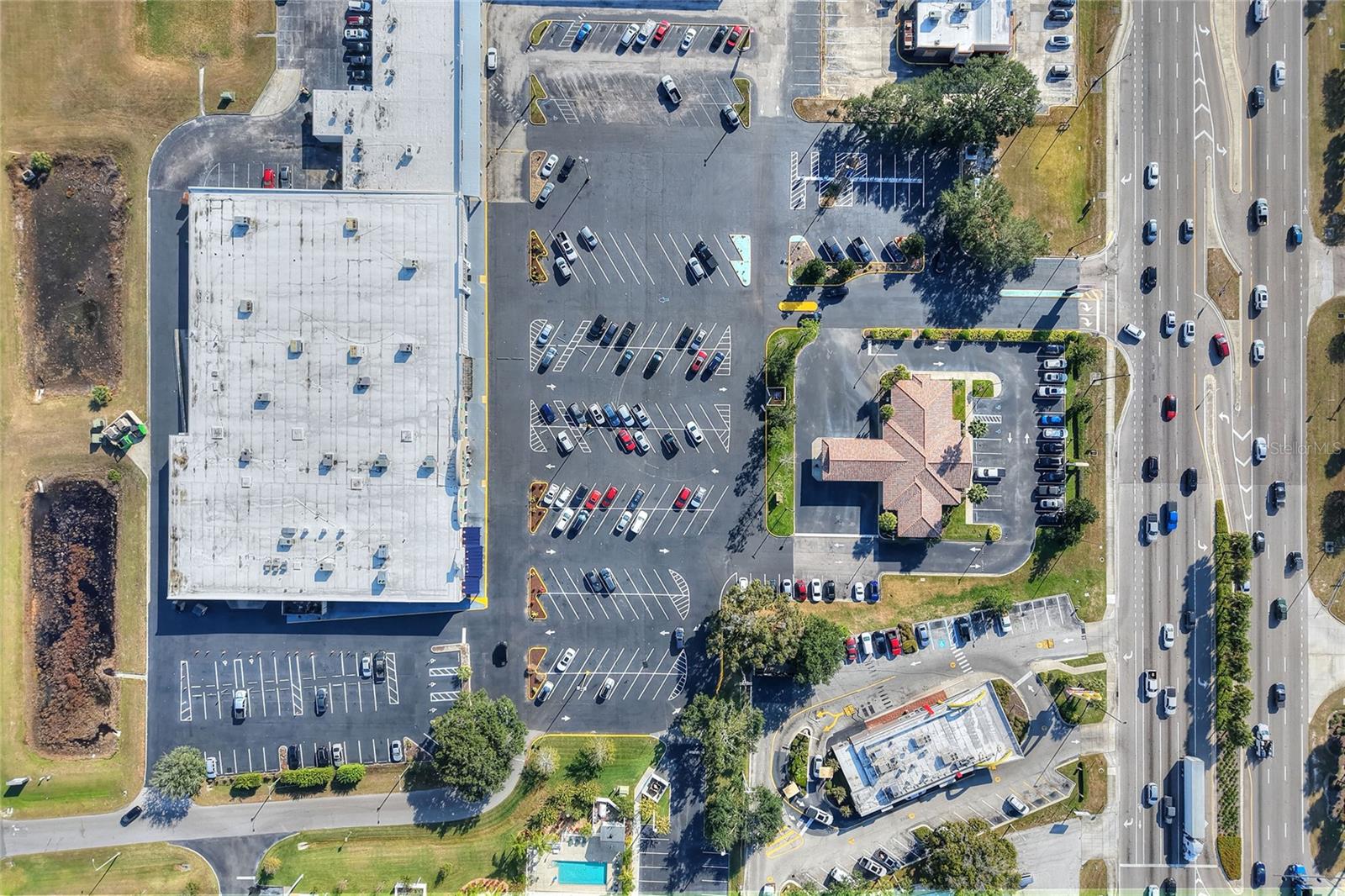 YOUNGS BARTOW PLAZA CONDO COM - Commercial Sale