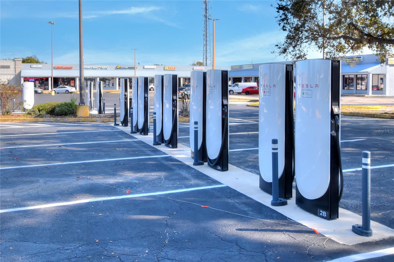 YOUNGS BARTOW PLAZA CONDO COM - Commercial Sale