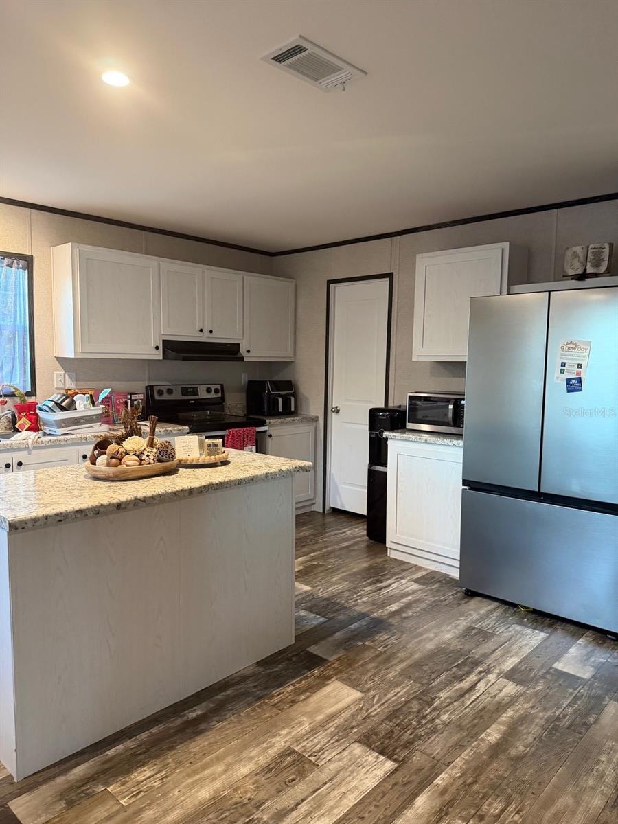 CHARLIN PARK - Residential