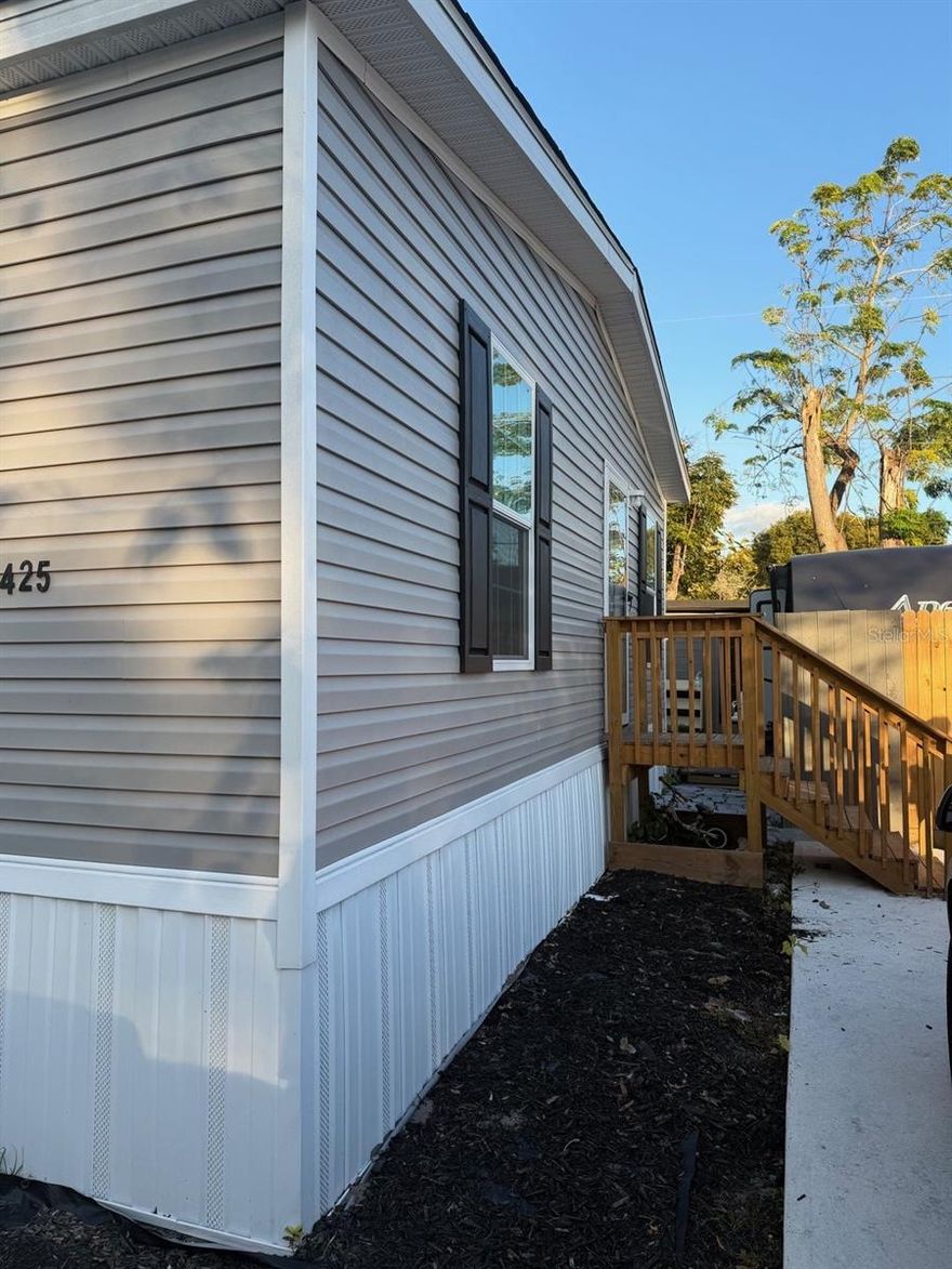 Beautiful manufactured home featuring 3 bedrooms and two bathrooms ,whit everything and excellent working condition. Has a spacious master bedroom .In the back yard has RV IS A CAMPER IN VERY GOOD CONDITION the price is speared from the property .
The property has electric vehicle charging.