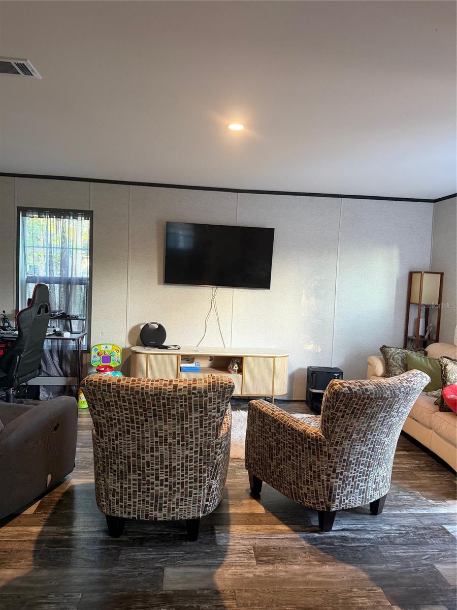 CHARLIN PARK - Residential