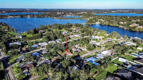 A home in WINTER HAVEN