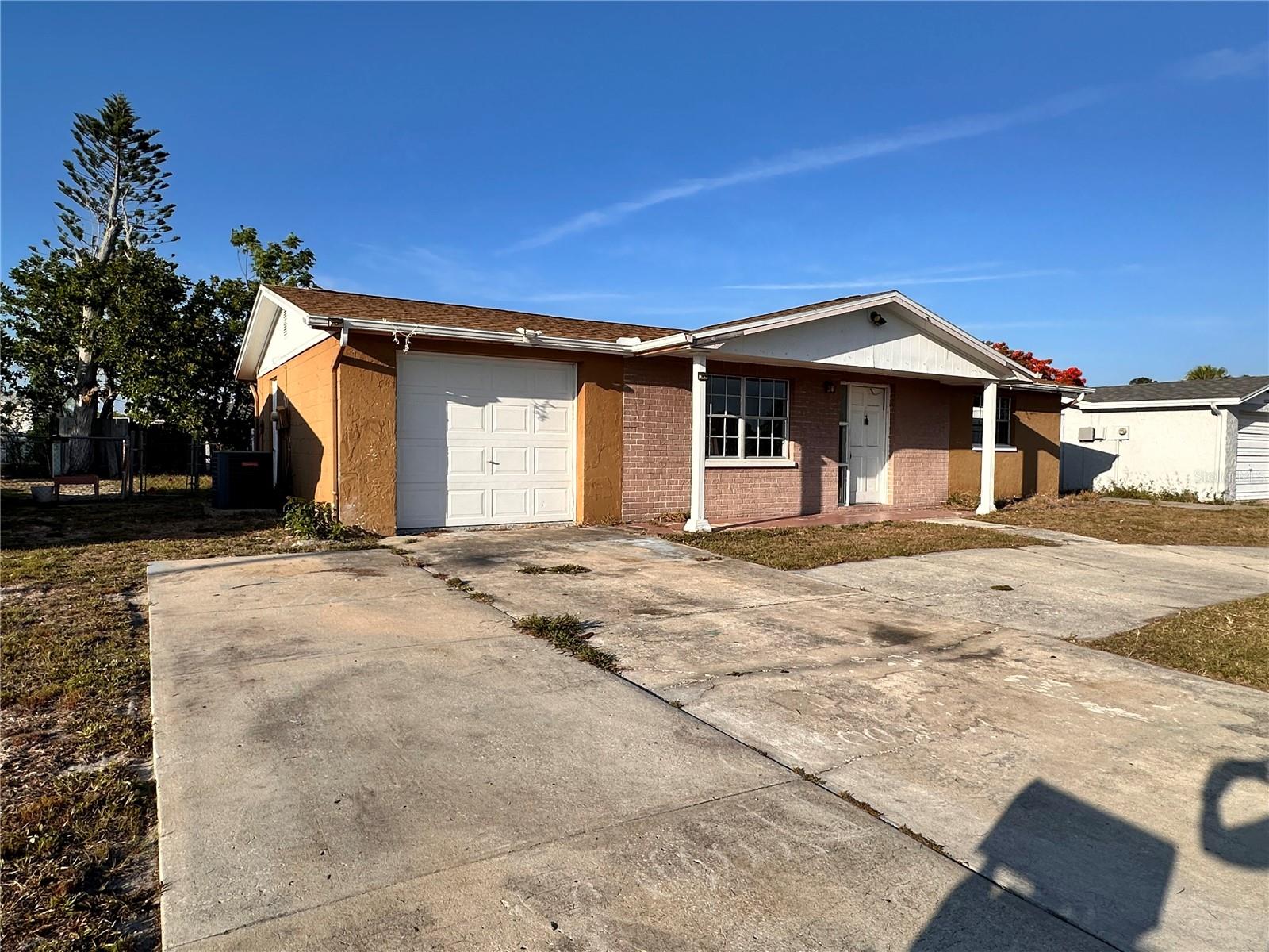 HOLIDAY LAKE ESTATES - Residential