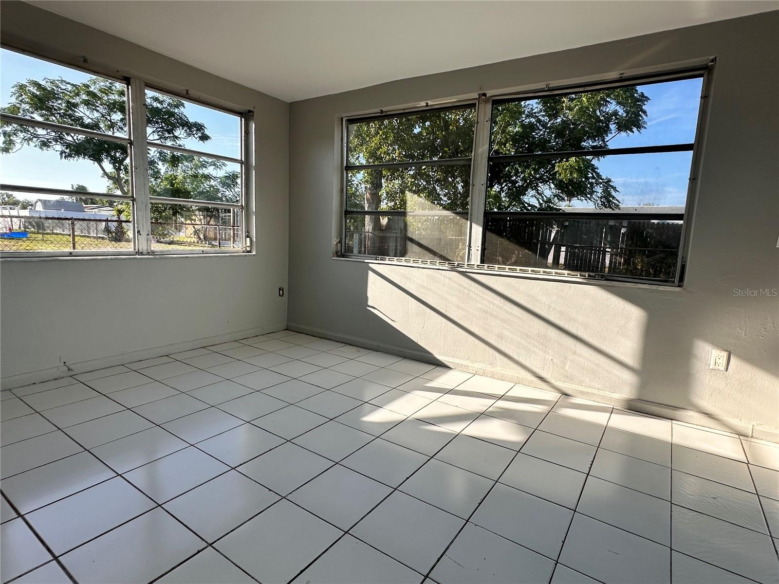 HOLIDAY LAKE ESTATES - Residential
