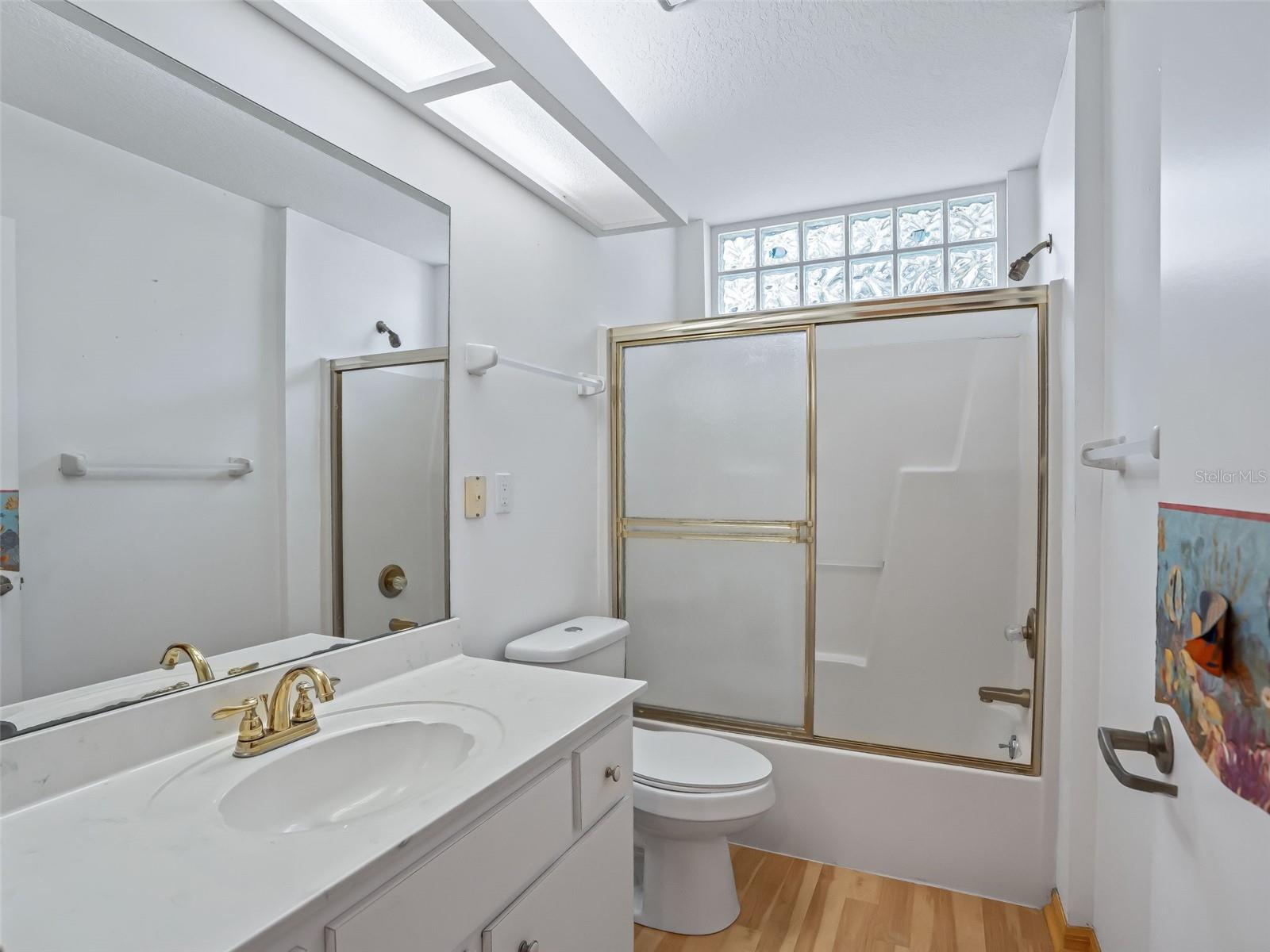 OAK RUN WOODSIDE TR - Residential