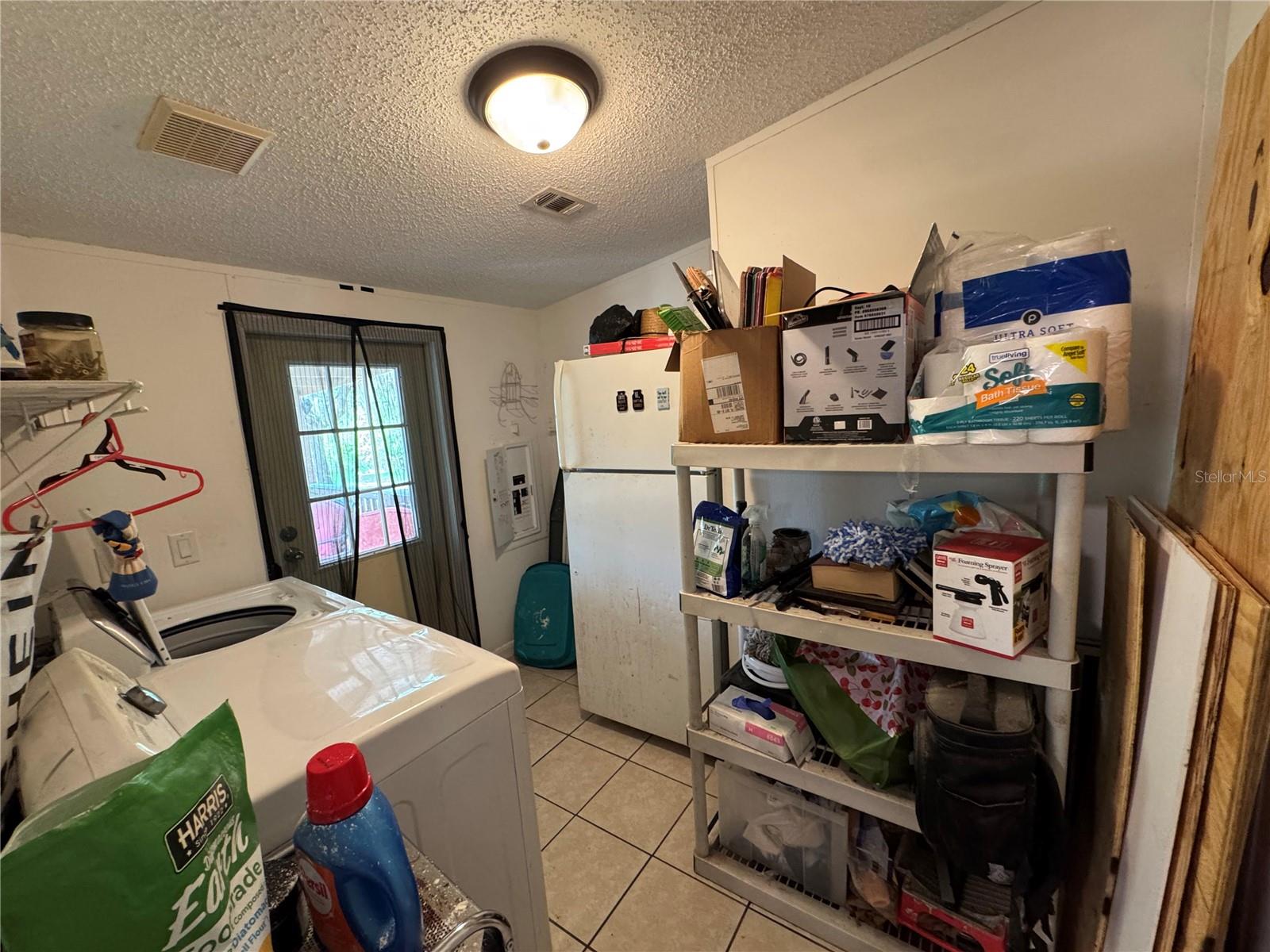 PINE LAKES - Residential