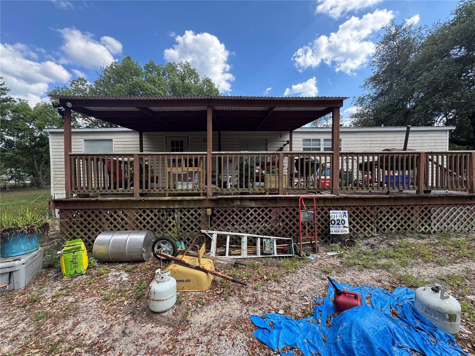 PINE LAKES - Residential