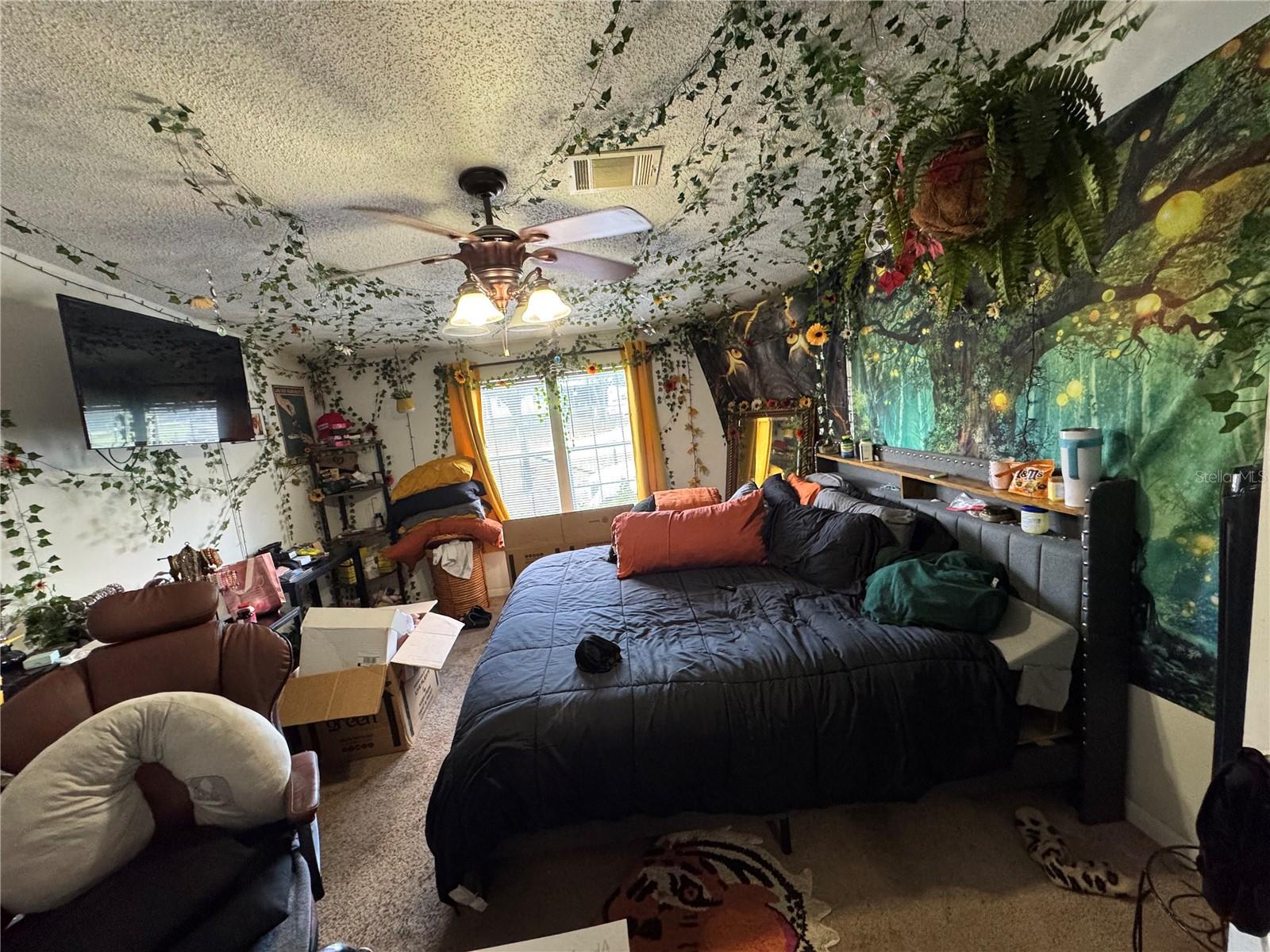 PINE LAKES - Residential