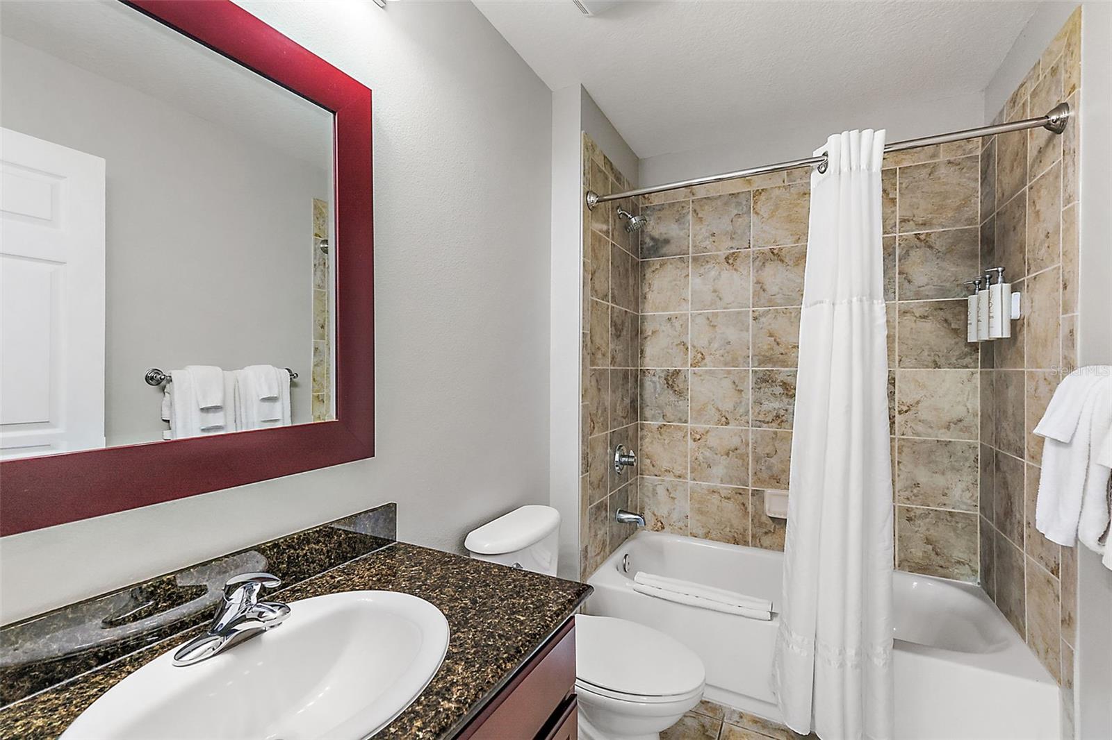 GROVE RESORT AND SPA HOTEL CONDOMINIUM II - Residential