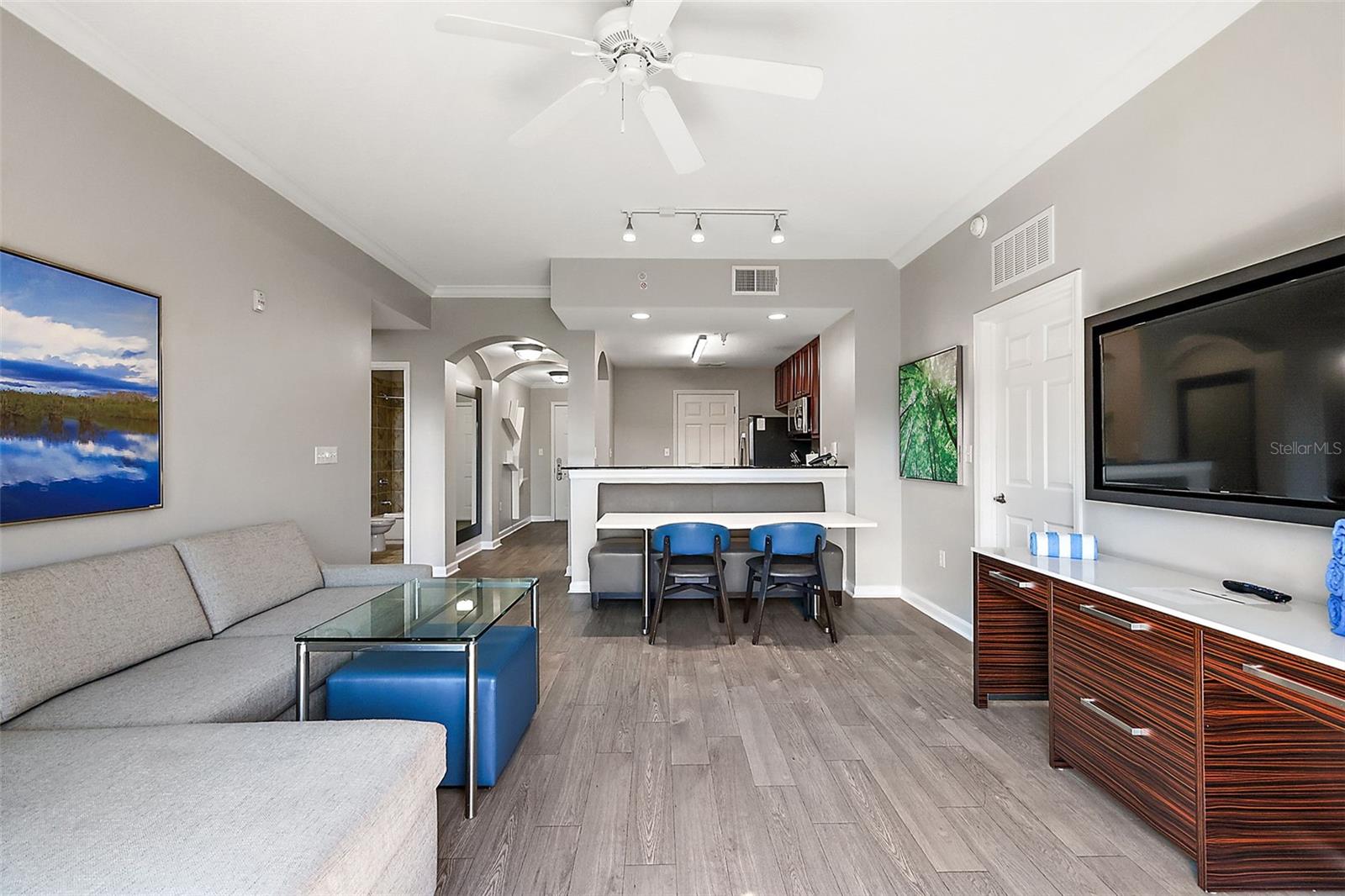 GROVE RESORT AND SPA HOTEL CONDOMINIUM II - Residential