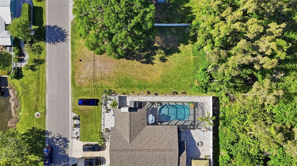 Photo of 10 Freshwater Drive, Palm Harbor, FL 34684 (MLS # TB8500250)