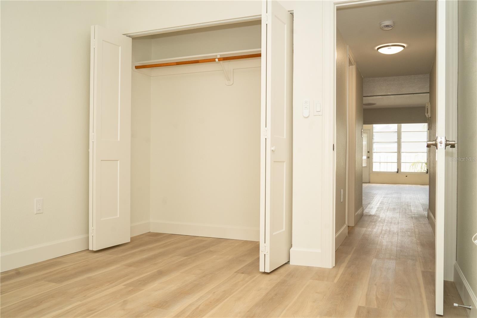 PENTHOUSE SHORES CONDO - Residential