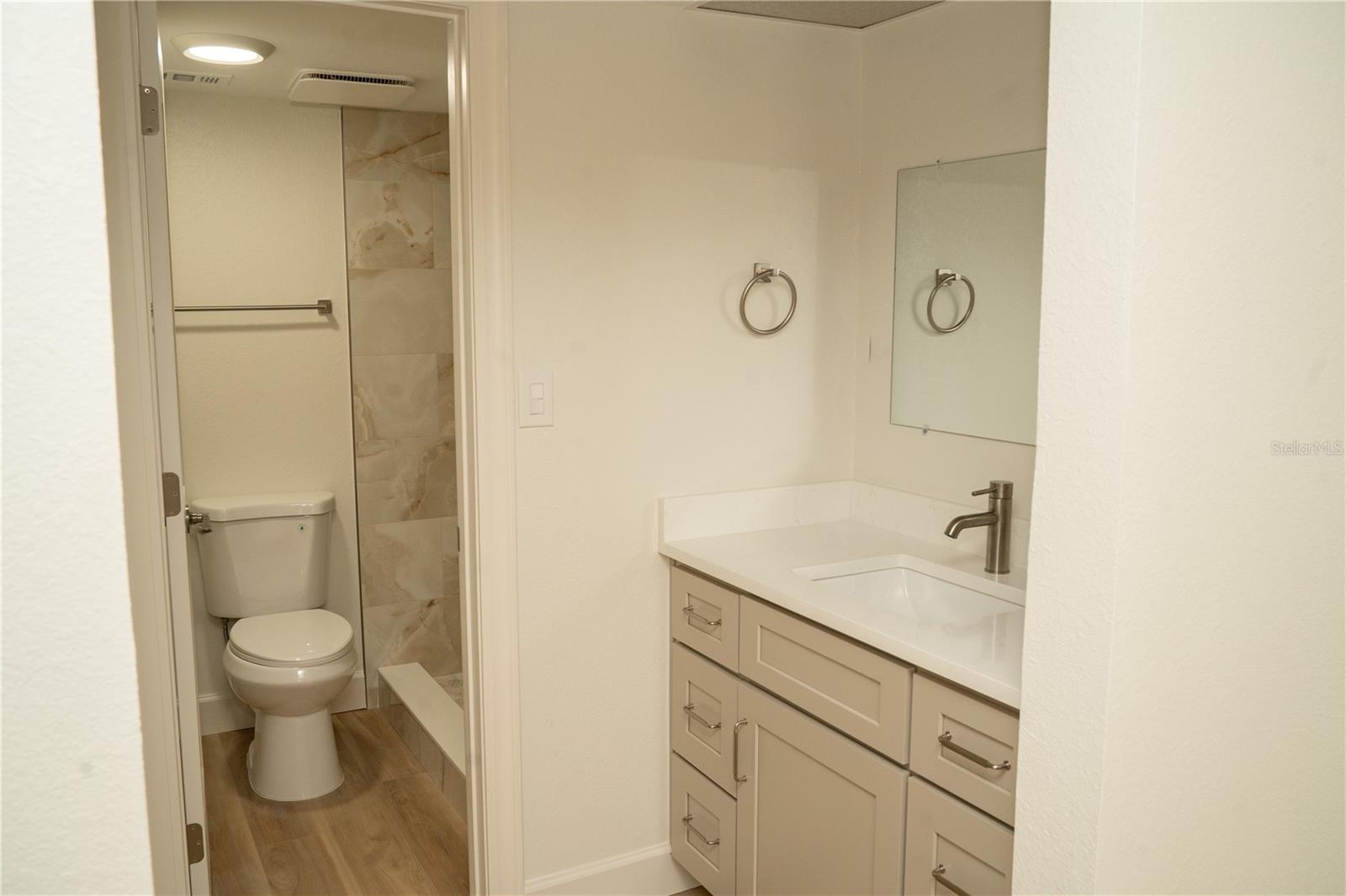 PENTHOUSE SHORES CONDO - Residential