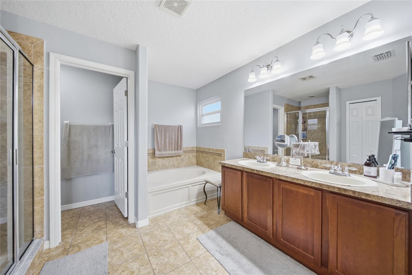 HERITAGE ISLES PH 1F - Residential