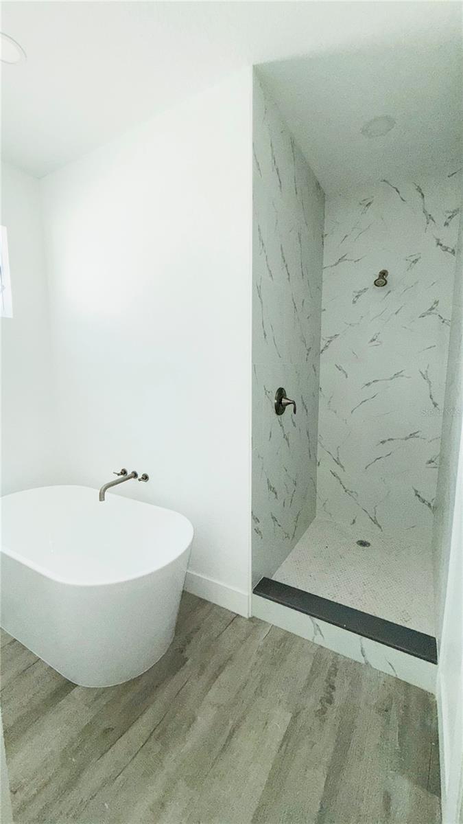 LAKEWOOD VILLAGE UN TWO - Residential Lease